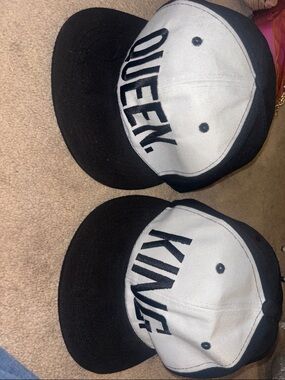QUEEN / KING Black & White Baseball Caps - Pair